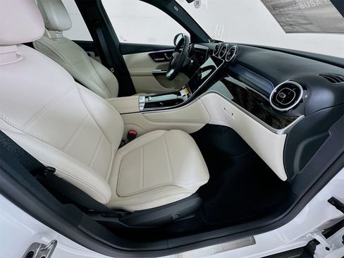 New 2026 Mercedes-Benz GLC 300 4MATIC image 29
