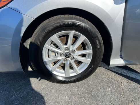 Used 2025 Toyota Camry LE image 35