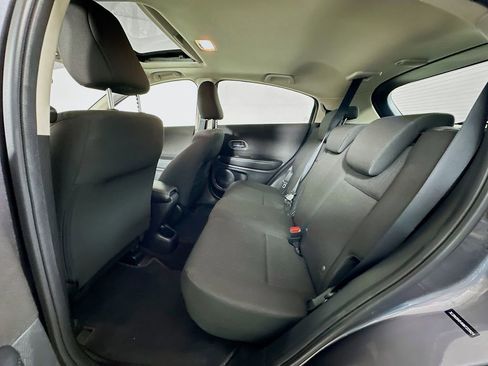 Used 2017 Honda HR-V EX image 17