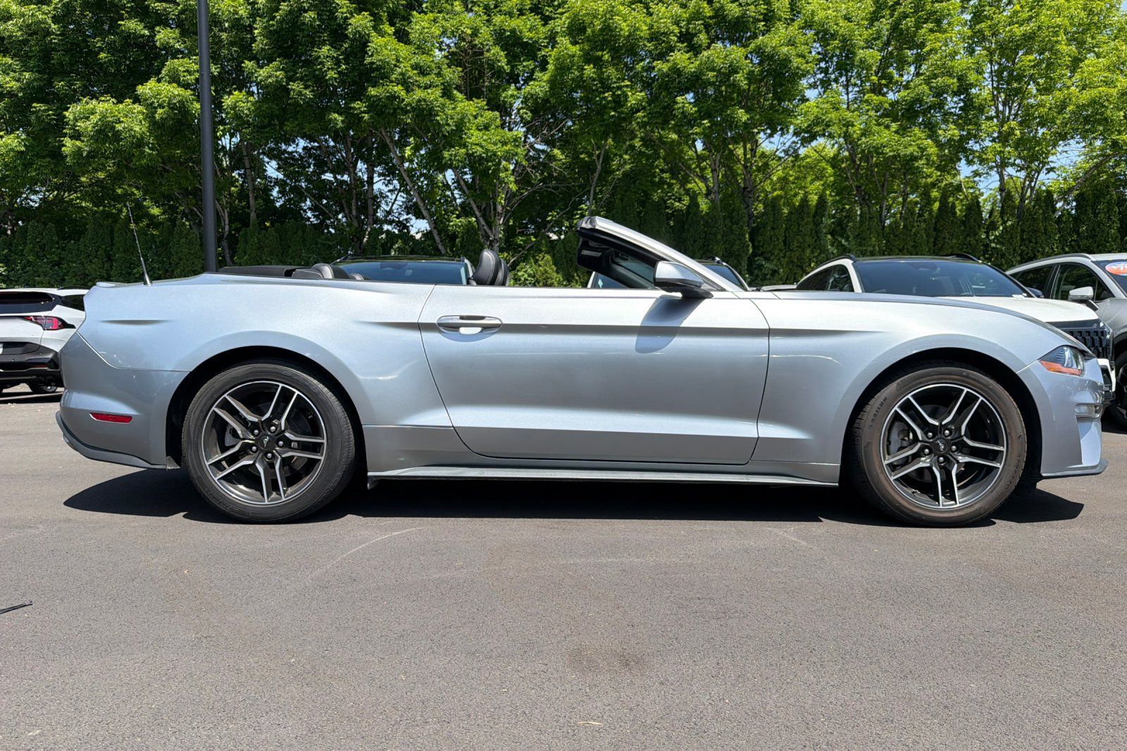 Used 2023 Ford Mustang Premium RWD image 35