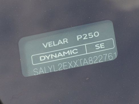 Used 2026 Land Rover Range Rover Velar Dynamic SE image 33