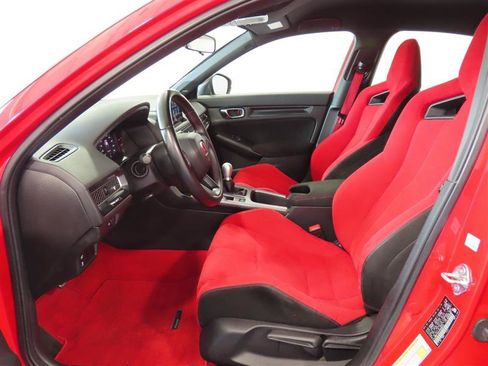 Used 2023 Honda Civic Type R image 13