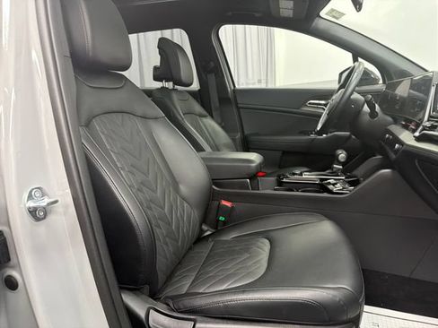 Certified 2025 Kia Sportage X-Line w/ Premium Package AWD/4WD image 18