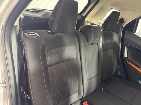 Used 2021 Ford EcoSport SE w/ SE Convenience Package image 27