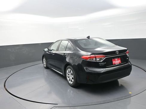 Used 2024 Toyota Corolla LE image 65