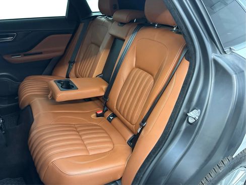 Used 2019 Jaguar F-PACE Portfolio AWD/4WD image 8