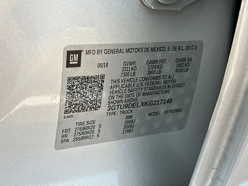 Used 2019 GMC Sierra 1500 SLT w/ SLT Premium Package AWD/4WD image 27