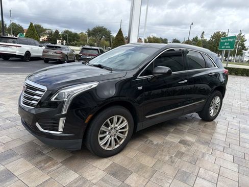 Used 2017 Cadillac XT5 FWD image 6