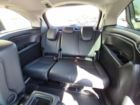 Used 2025 Honda Odyssey EX-L image 32