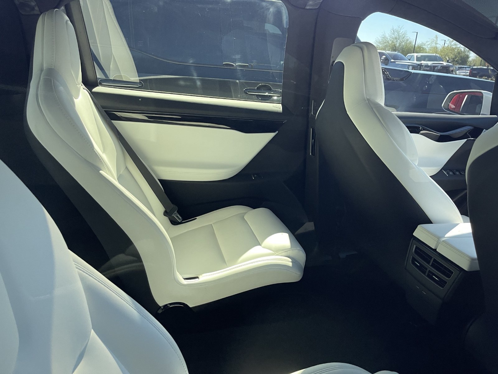 Used 2018 Tesla Model X 75D AWD/4WD image 9