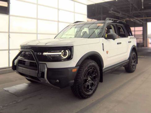 Used 2025 Ford Bronco Sport Badlands w/ Sasquatch Badlands Package AWD/4WD image 3