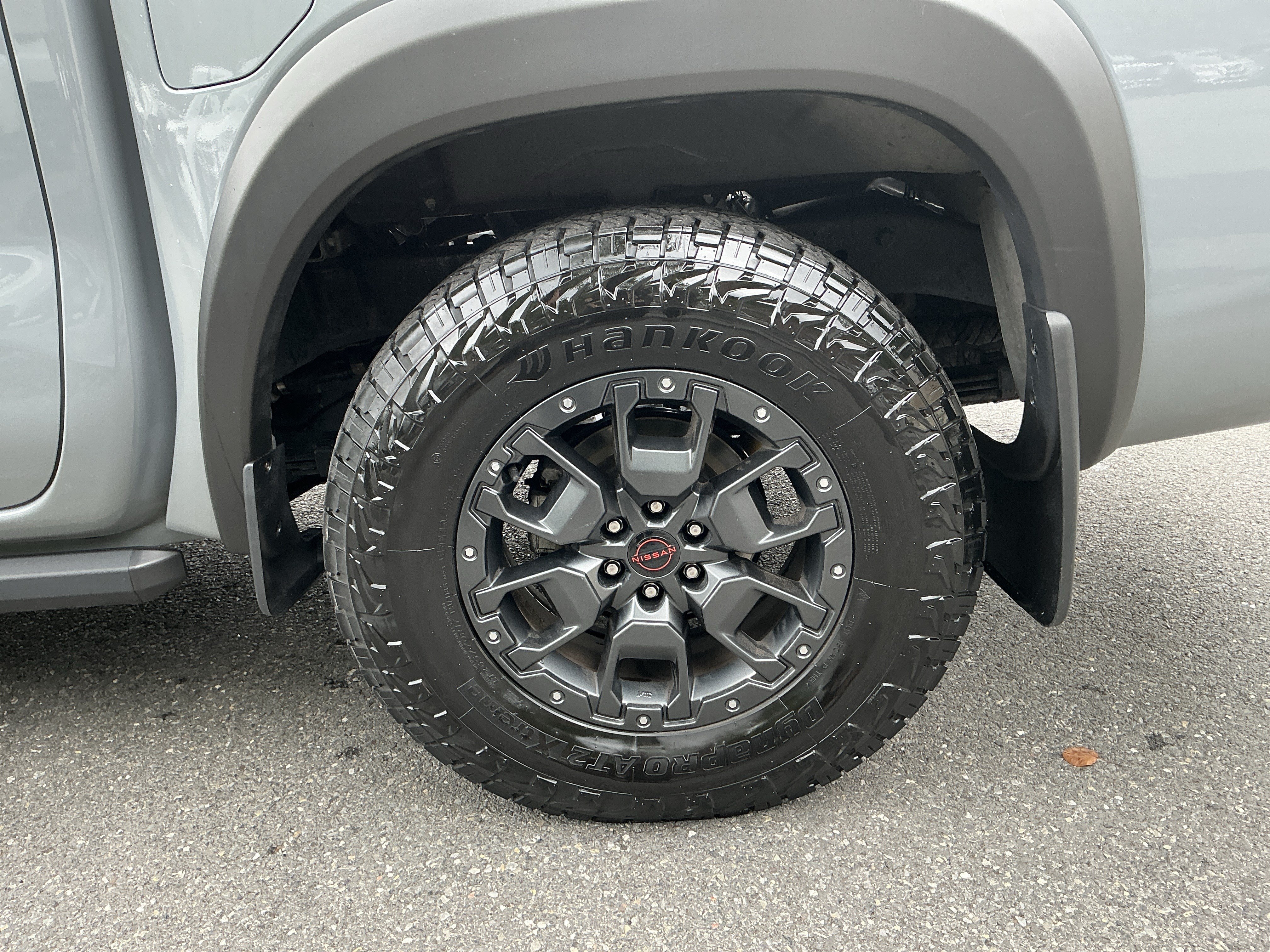 Used 2023 Nissan Frontier PRO-4X w/ Pro-4X Premium Package AWD/4WD image 9