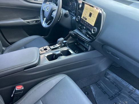 New 2026 Lexus NX 350 AWD image 28