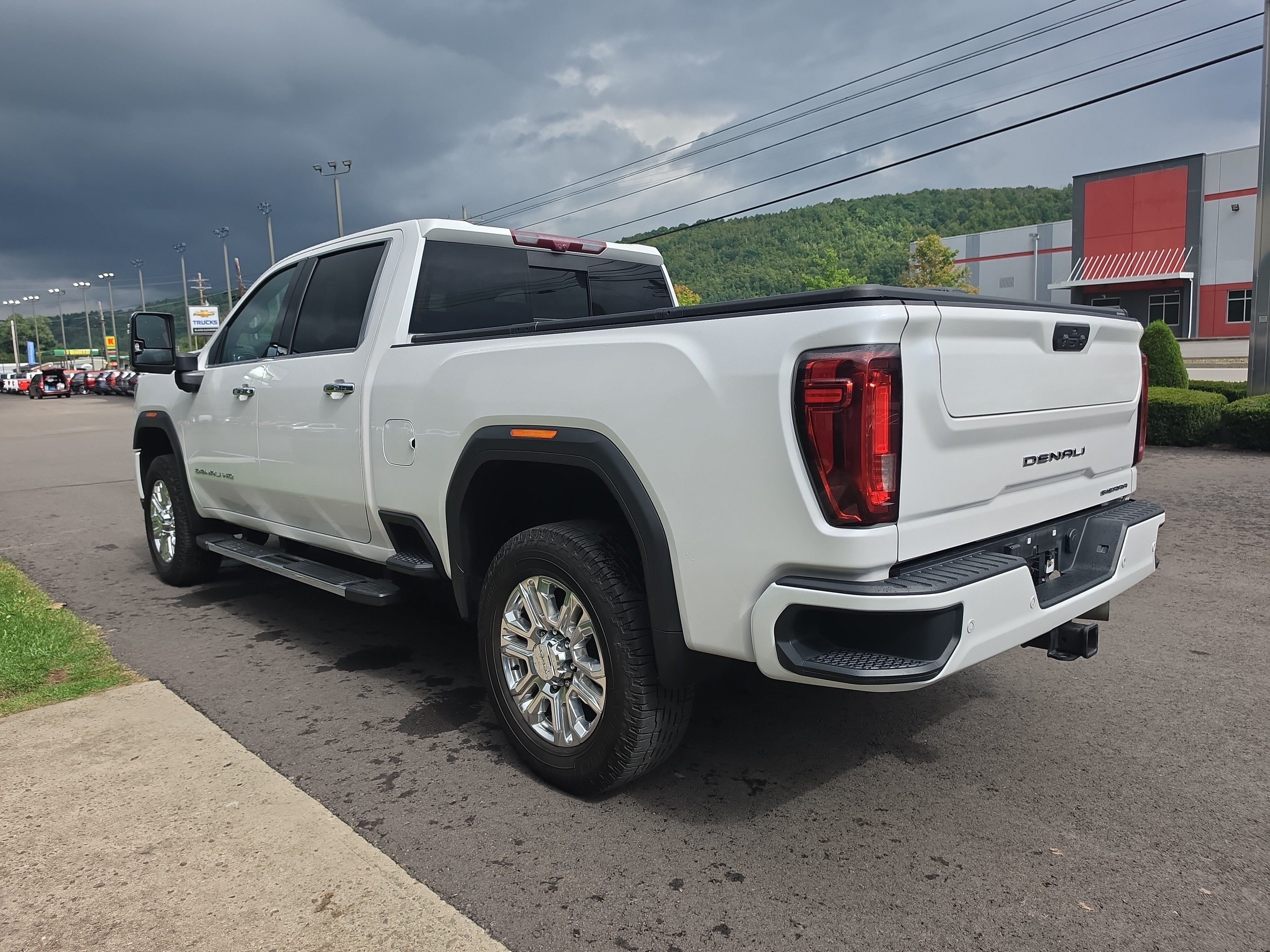 Used 2021 GMC Sierra 2500 Denali w/ Denali Ultimate Package AWD/4WD image 6
