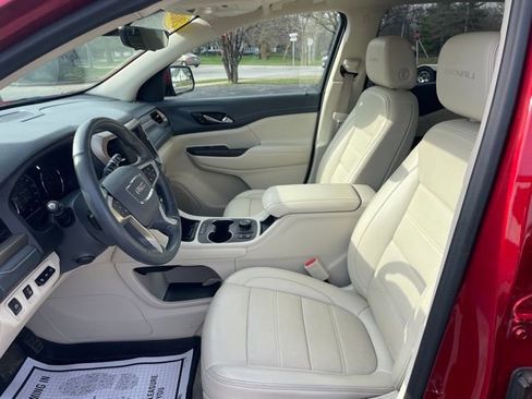 Used 2023 GMC Acadia Denali w/ Denali Ultimate Package image 15