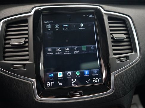 Used 2019 Volvo XC90 T5 Momentum w/ Protection Package image 38