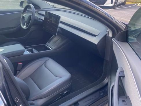 Used 2024 Tesla Model 3 Standard Range RWD image 16