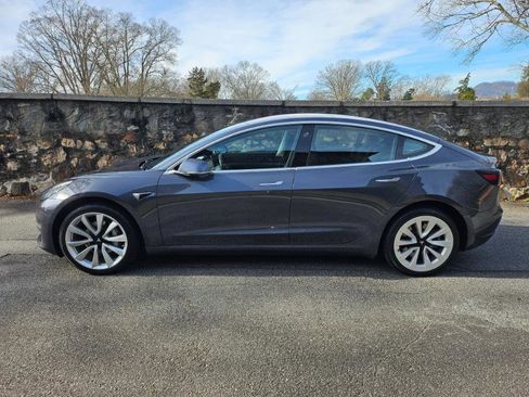 Used 2018 Tesla Model 3 Long Range image 7
