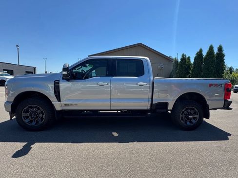 Used 2023 Ford F250 Lariat w/ Lariat Ultimate Package AWD/4WD image 16