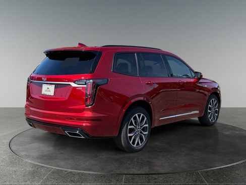 Used 2024 Cadillac XT6 Sport w/ Technology Package AWD/4WD image 6