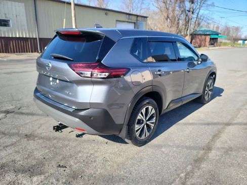 Used 2021 Nissan Rogue SV AWD/4WD image 5