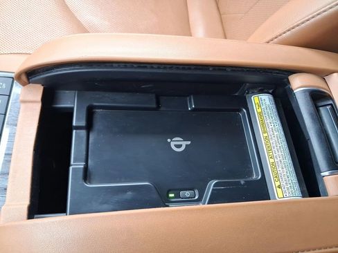 Used 2021 Toyota Highlander Platinum image 20