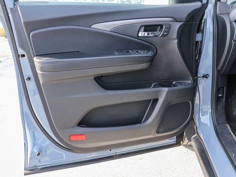 Used 2022 Honda Pilot Special Edition image 12