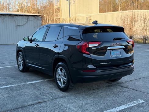 Used 2023 GMC Terrain SLE FWD image 7