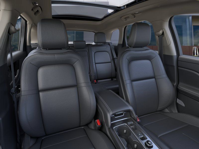 New 2025 Lincoln Corsair Grand Touring w/ Equipment Group 302A AWD/4WD image 10