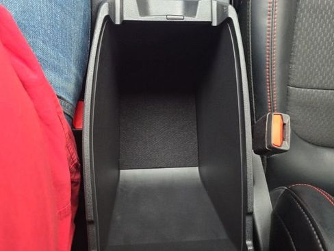 Used 2025 Ford Escape ST-Line w/ Equipment Group 301A FWD image 26