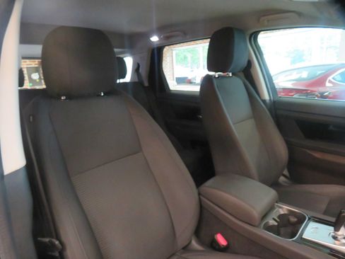 Used 2020 Land Rover Discovery Sport AWD/4WD image 27