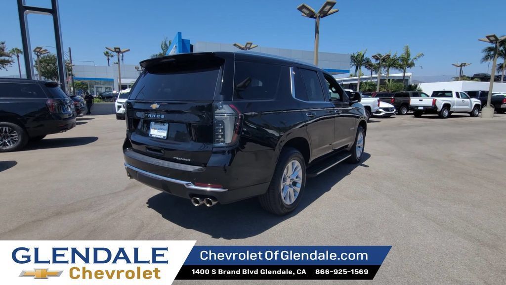 Certified 2025 Chevrolet Tahoe Premier AWD/4WD image 8