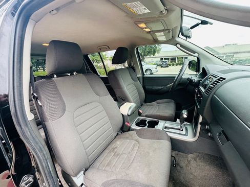 Used 2012 Nissan Pathfinder S RWD image 21