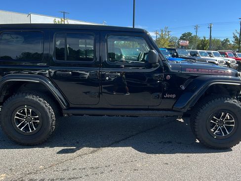 New 2025 Jeep Wrangler Unlimited Rubicon image 7