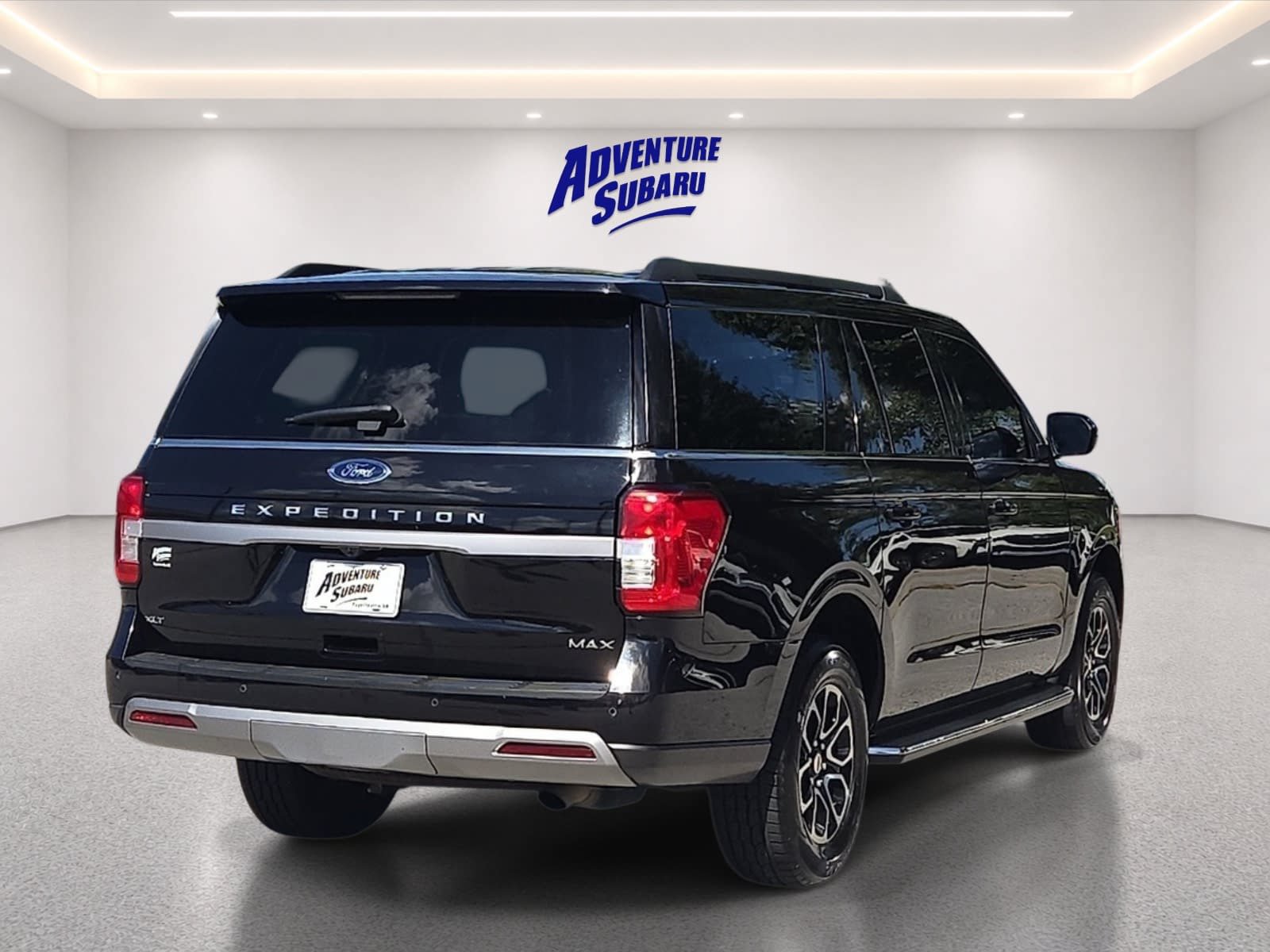 Used 2023 Ford Expedition Max XLT AWD/4WD image 6