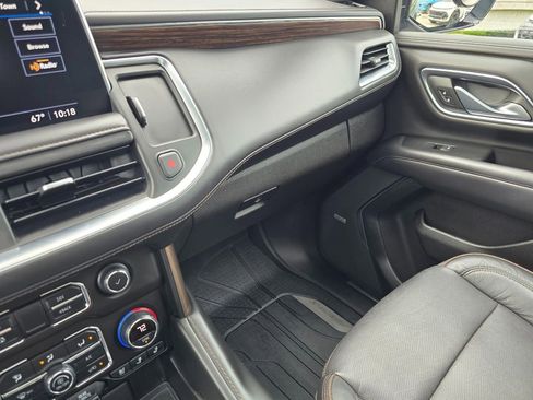 Used 2021 Chevrolet Suburban High Country image 36