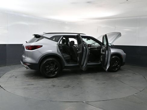 Used 2023 Chevrolet Blazer LT w/ Midnight/Sport Edition AWD/4WD image 26