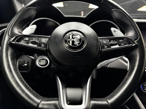 Used 2023 Alfa Romeo Stelvio Sprint image 20