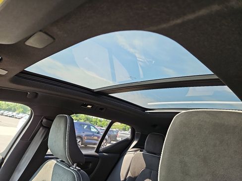 New 2026 Volvo XC40 B5 Ultra w/ Protection Package Premier image 12