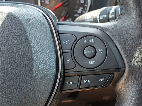 Used 2021 Toyota RAV4 XLE w/ Convenience Package AWD/4WD image 22