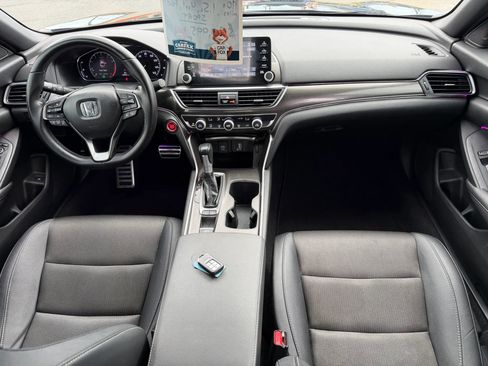 Used 2019 Honda Accord Sport image 8