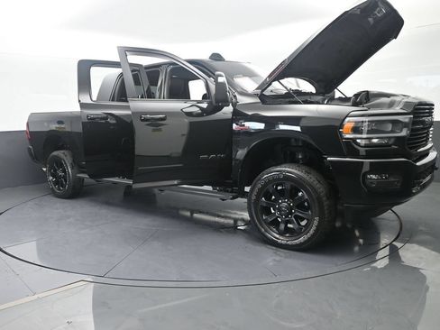 Used 2024 RAM 2500 Laramie w/ Night Edition AWD/4WD image 78