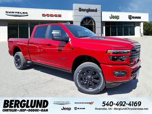 New 2026 RAM 2500 Laramie AWD/4WD image 1