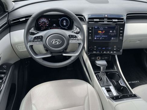 Certified 2022 Hyundai Tucson SEL w/ Convenience + Premium Package FWD image 9