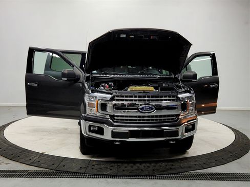 Used 2019 Ford F150 XLT w/ Equipment Group 302A Luxury image 10