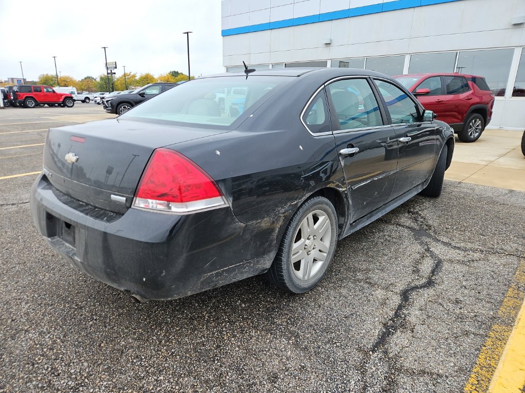 Used 2013 Chevrolet Impala LT w/ LT Sunroof Package FWD image 3