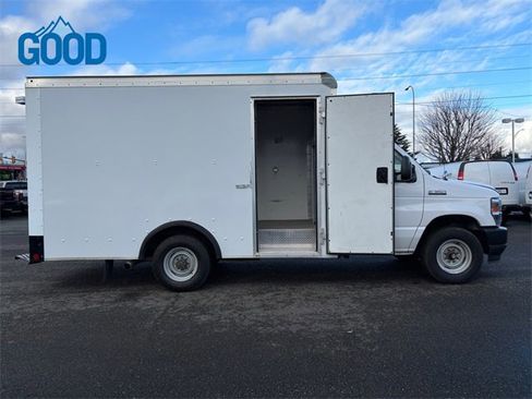 Used 2022 Ford E-350 and Econoline 350 Super Duty w/ Power Windows & Locks Group image 33