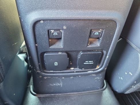 Used 2024 Ford Bronco Wildtrak AWD/4WD image 10