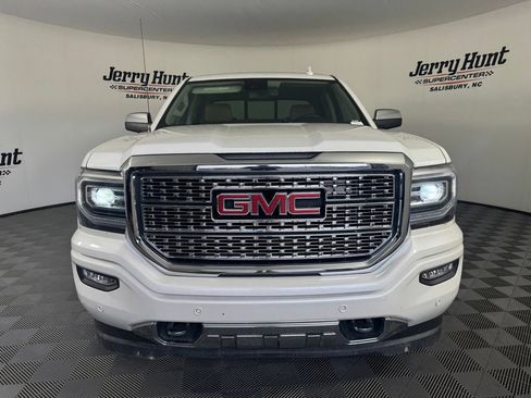 Used 2017 GMC Sierra 1500 Denali w/ Denali Ultimate Package AWD/4WD image 5