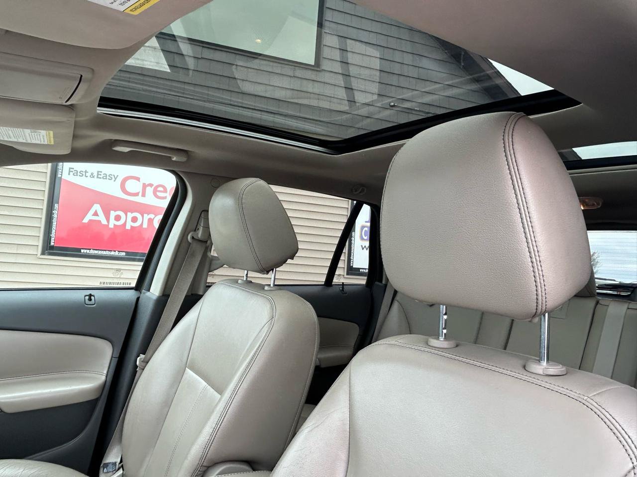 Used 2013 Ford Edge SEL FWD image 18